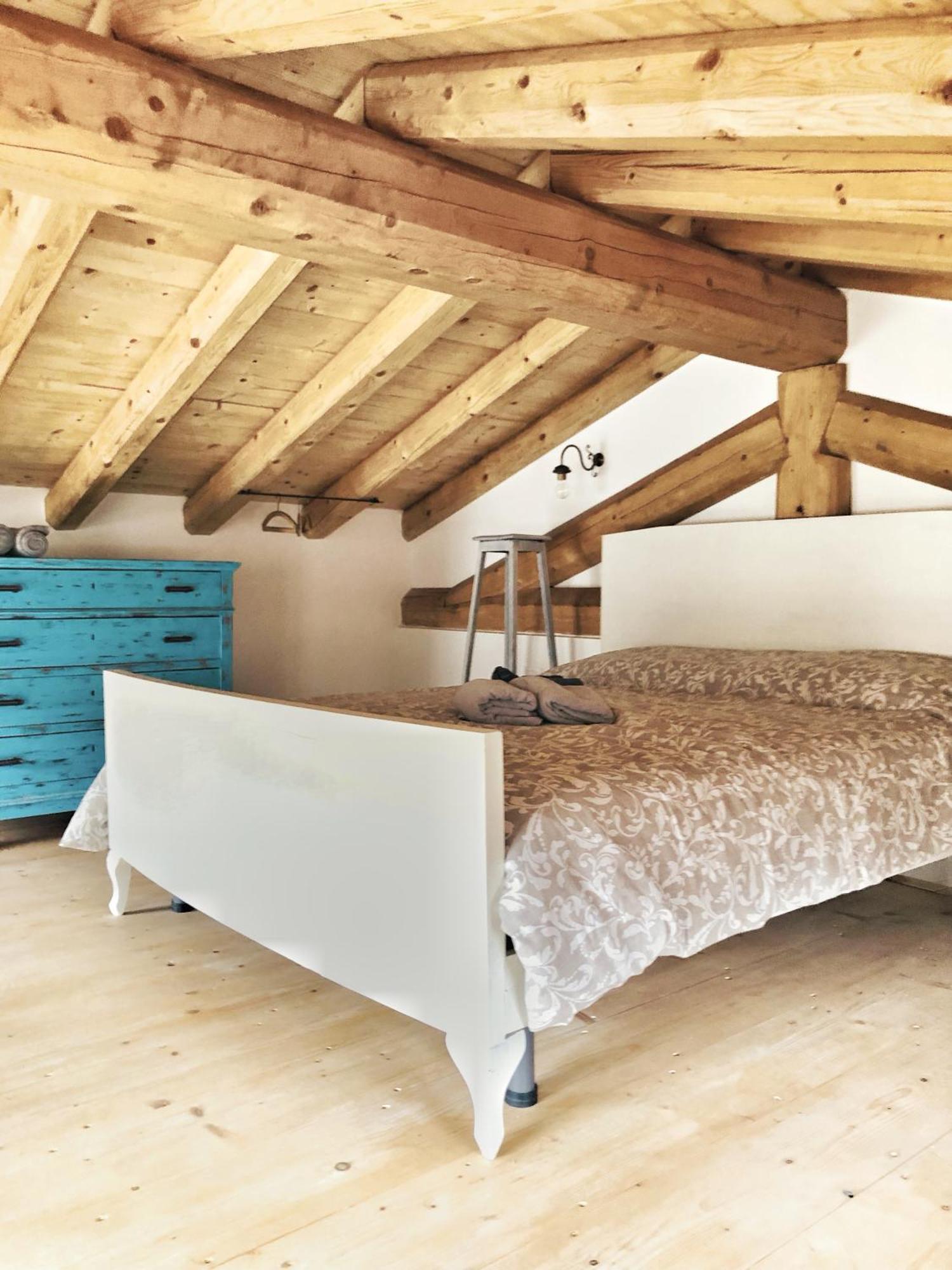 Bed and Breakfast Casa Barteei Монте-Изола Экстерьер фото