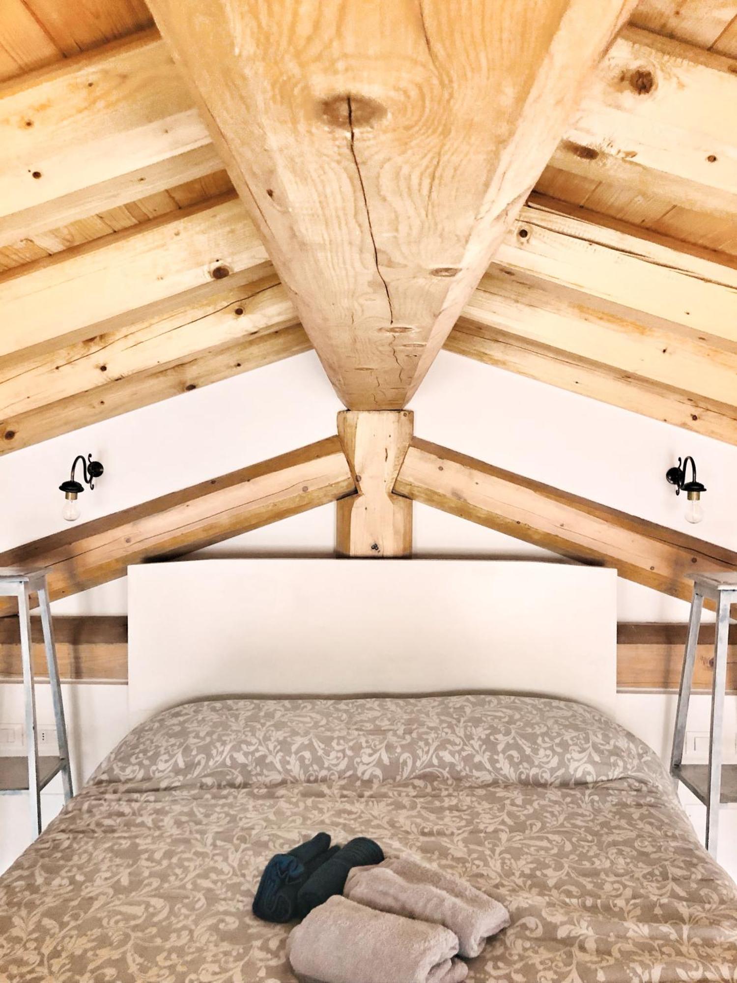 Bed and Breakfast Casa Barteei Монте-Изола Экстерьер фото